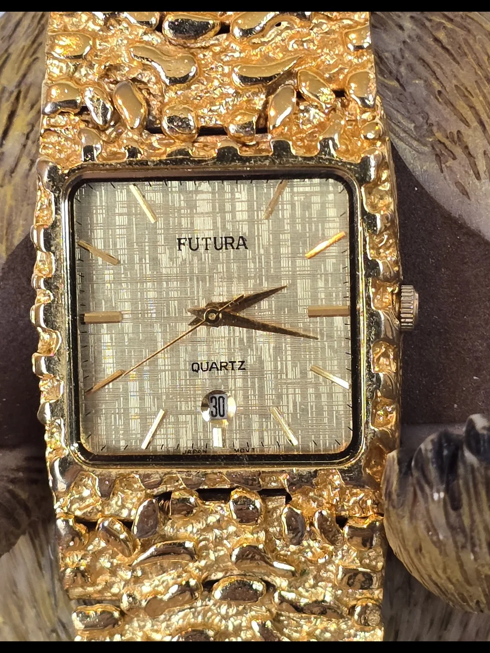 FUTURA Gold Textured Square Women's Quartz Watch